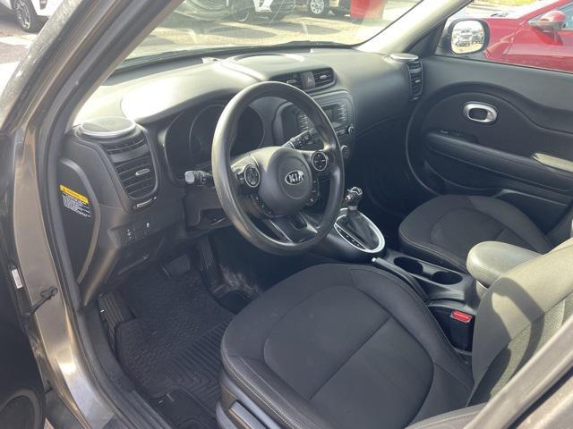 2016 kia soul base