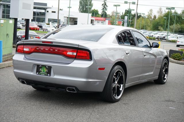 2013 dodge charger sxt