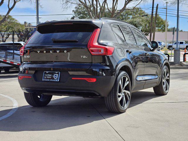 2022 volvo xc40 t5 r-design