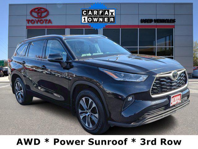 2021 toyota highlander xle