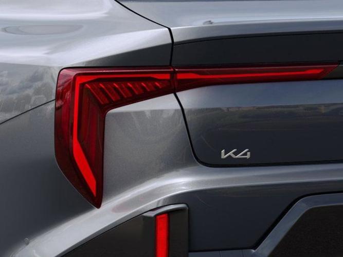 new 2025 kia k4 gt-line