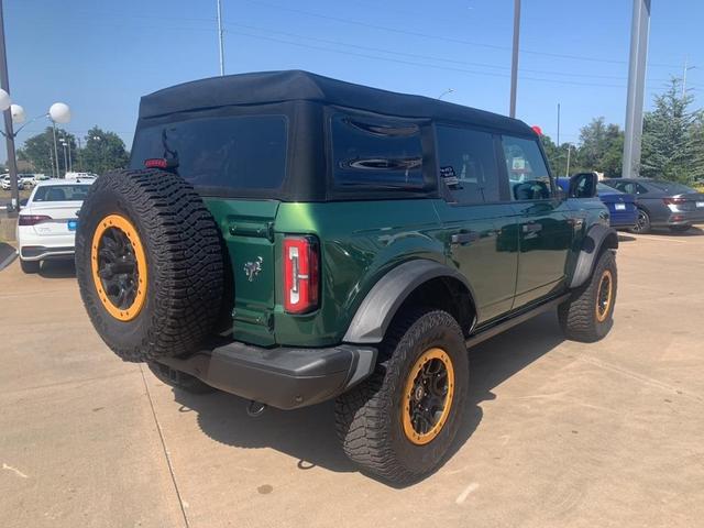 2022 ford bronco black diamond