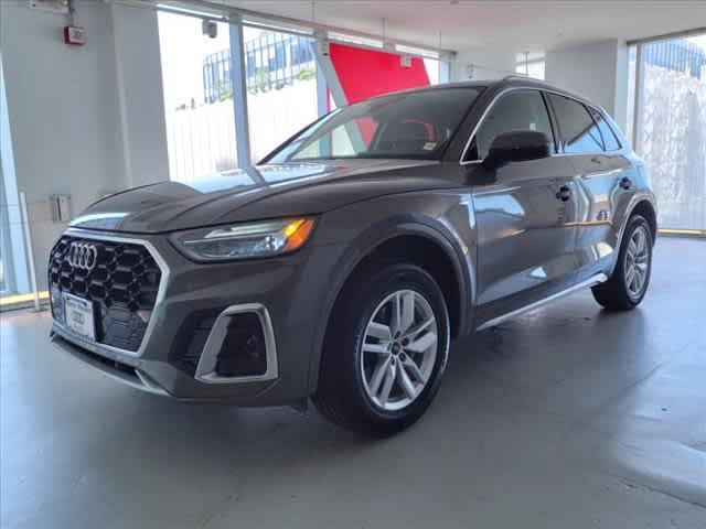 2024 audi q5 45 s line premium