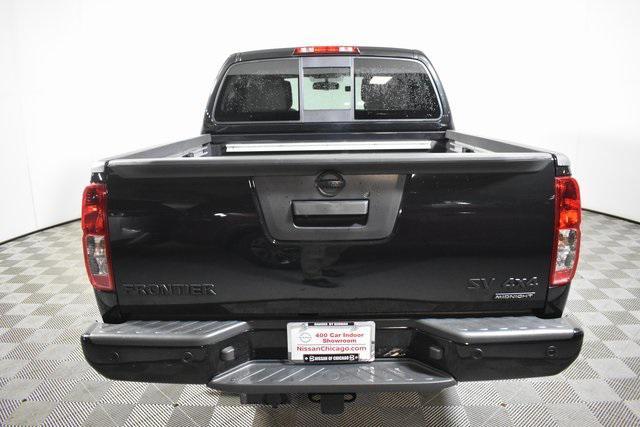 2021 nissan frontier sv