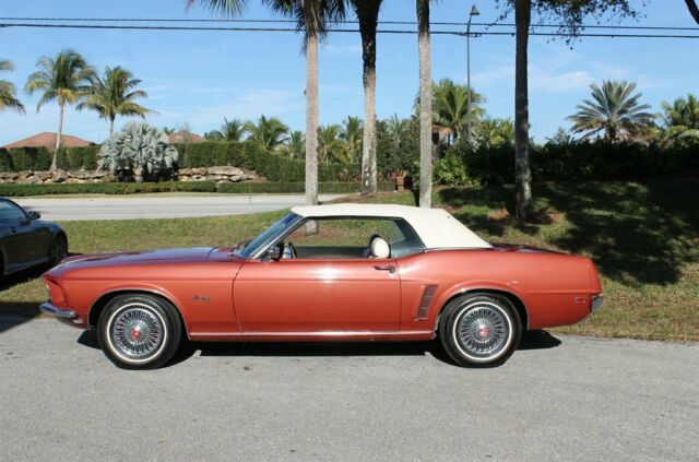 1969 ford mustang convertible 250 c.i.d. 6 cylinder same owner for 25 years