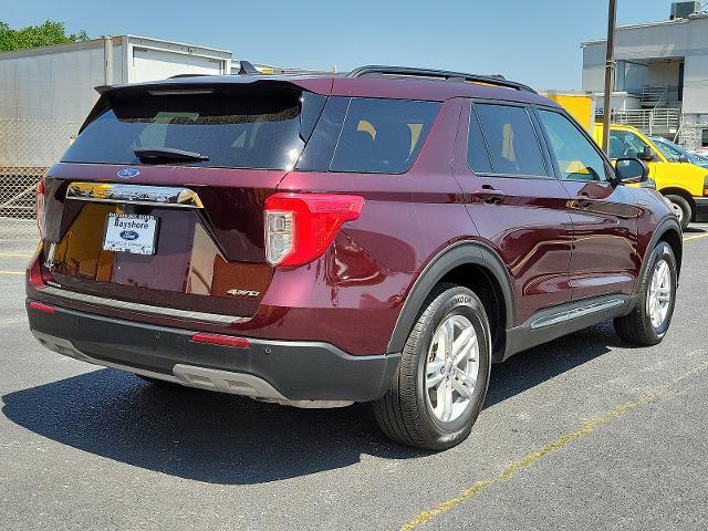 2022 ford explorer xlt