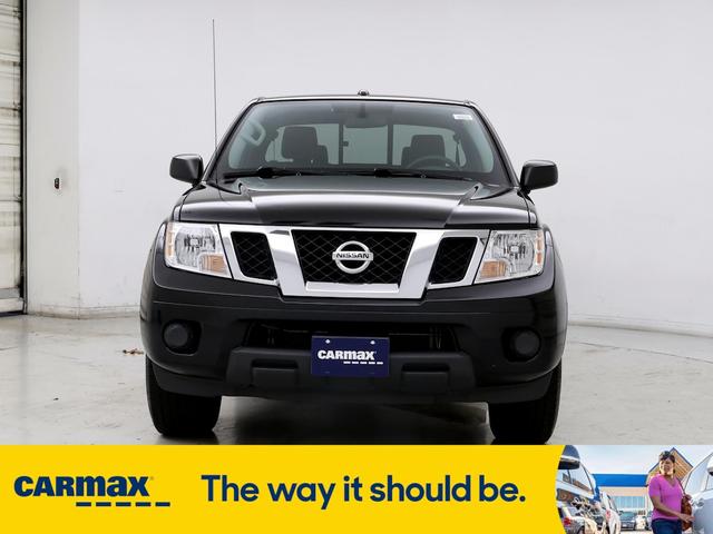 2017 nissan frontier sv