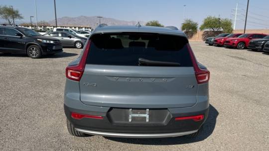 2022 volvo xc40 t5 momentum