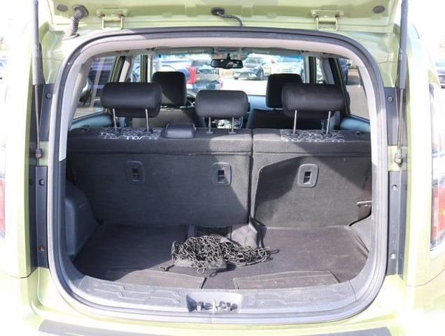 2010 kia soul +
