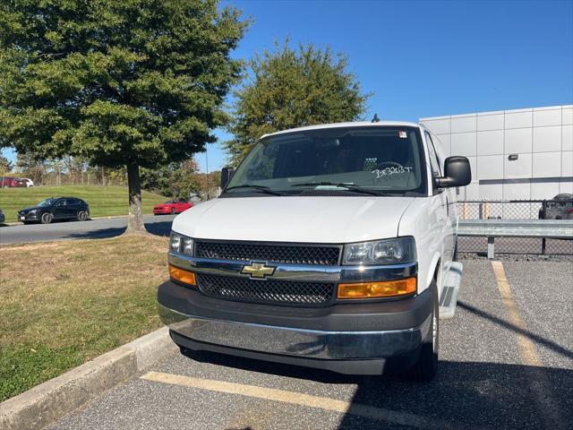 2022 chevrolet express 2500 rwd 2500 regular wheelbase wt