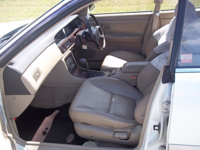 1992 nissan laurel medalist
