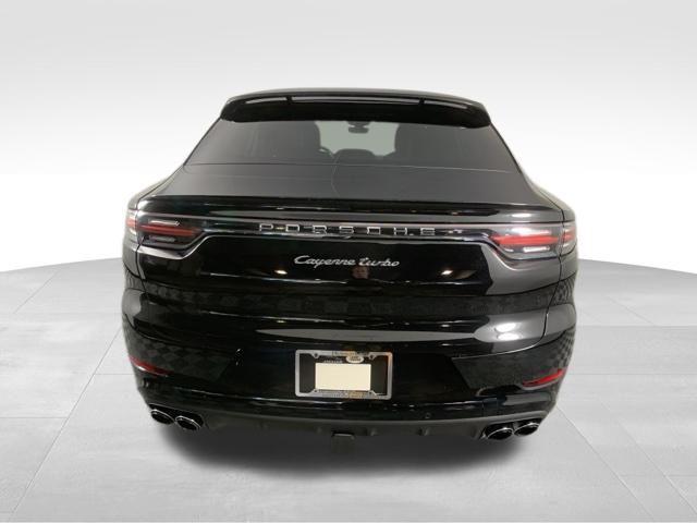 2022 porsche cayenne turbo