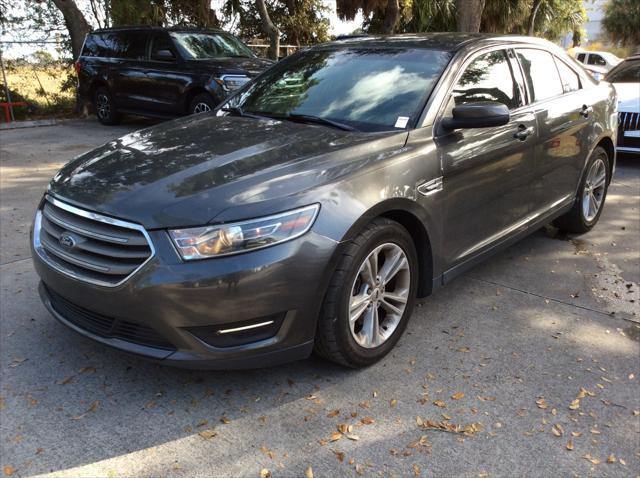 2018 ford taurus sel