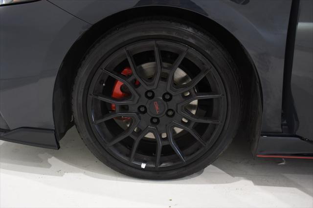 2023 toyota camry trd