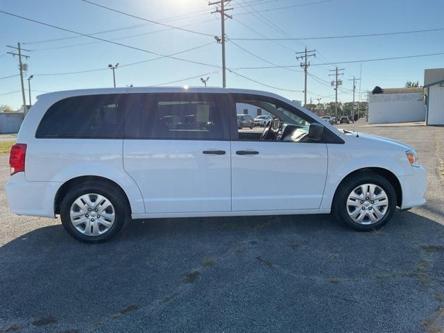 2020 dodge grand caravan se