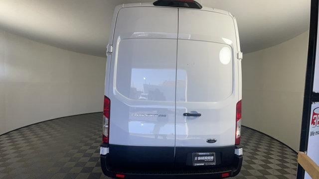2022 ford transit-250 base