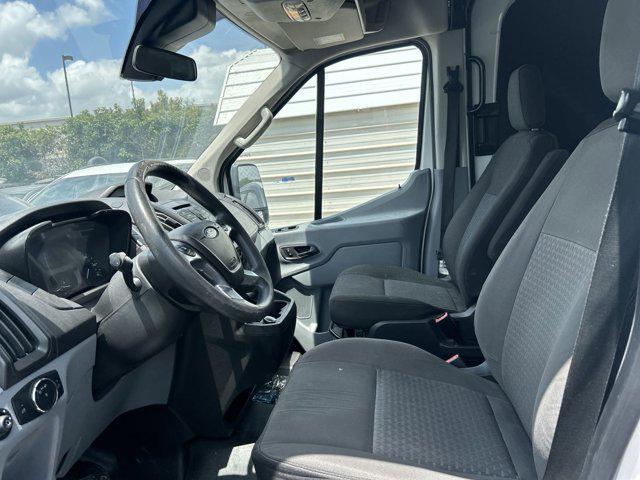 2019 ford transit-250 base