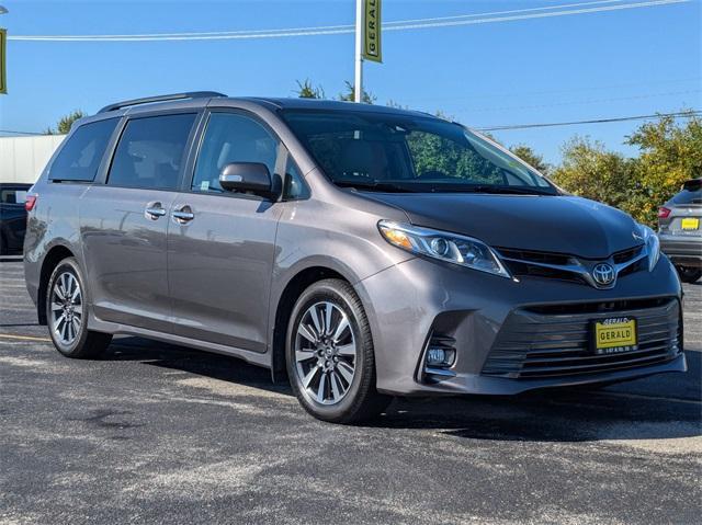2020 toyota sienna limited premium