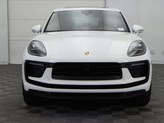 2024 porsche macan base