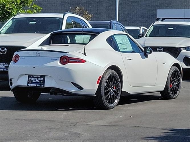 new 2024 mazda mx-5 miata rf club