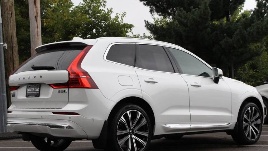 2023 volvo xc60 b5 ultimate bright theme