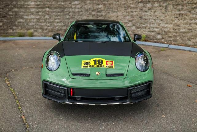 2024 porsche 911 dakar