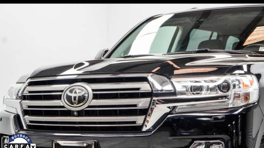 2017 Toyota Land Cruiser