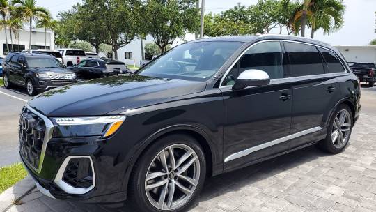 2025 Audi SQ7