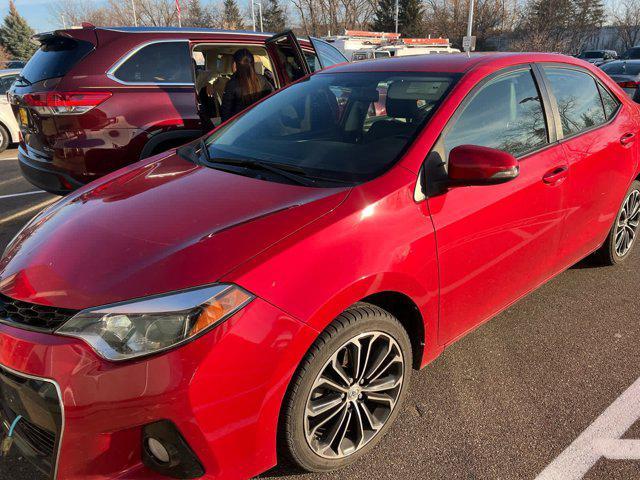 2016 toyota corolla s plus