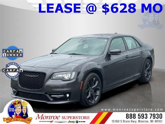 2023 chrysler 300 s