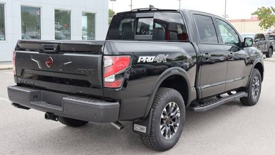 2024 Nissan Titan pro-4x