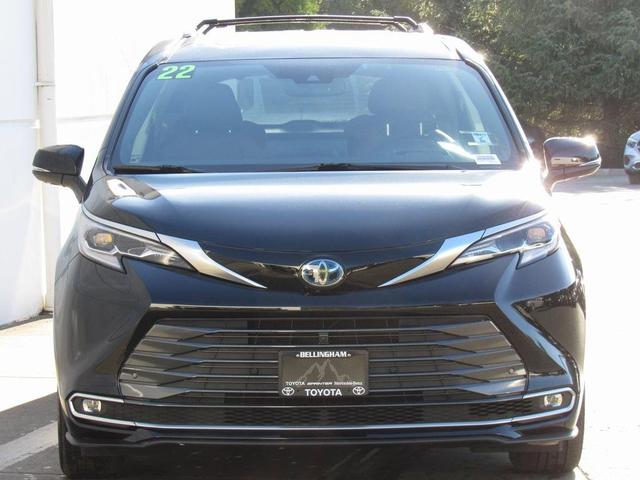 2022 toyota sienna platinum 7 passenger