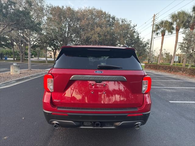2021 ford explorer xlt