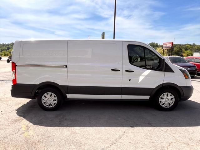 2016 ford transit-150 base
