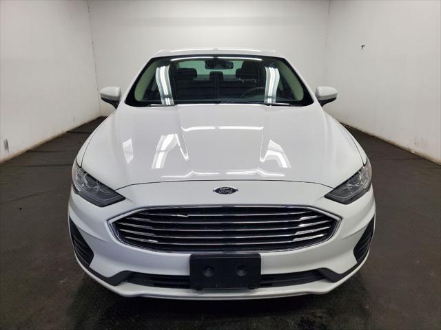 2020 ford fusion hybrid se