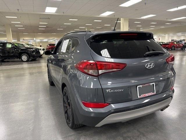 2017 hyundai tucson night