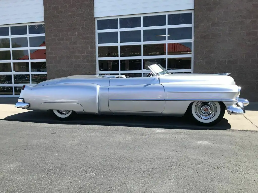 1952 cadillac custom roadster
