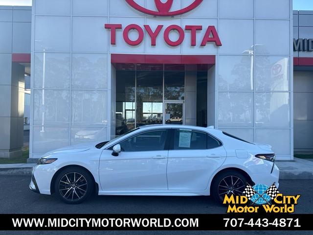2024 toyota camry se