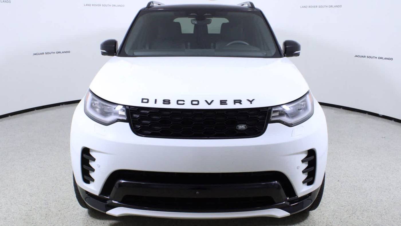 2024 land rover discovery p360 dynamic se