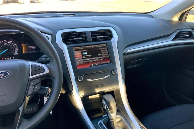 2013 ford fusion se