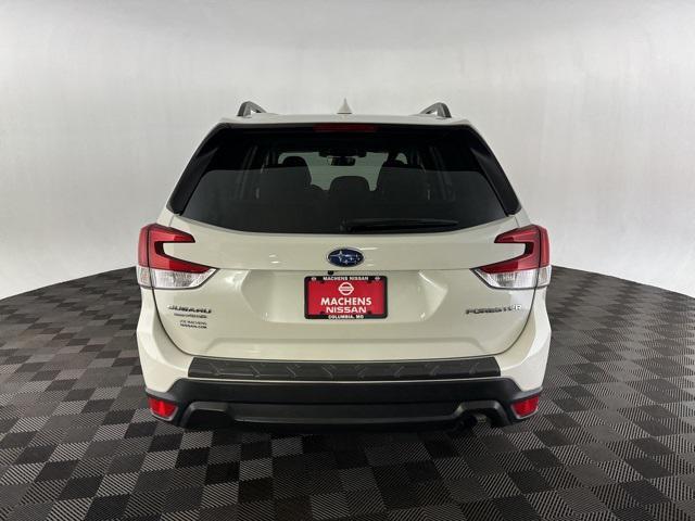 2019 subaru forester premium