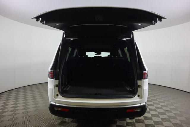 2023 jeep wagoneer l series iii