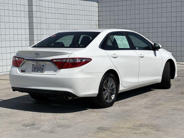 2017 toyota camry se