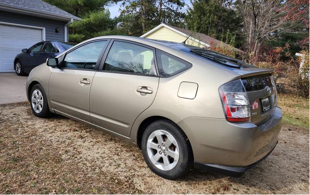 2005 toyota prius base