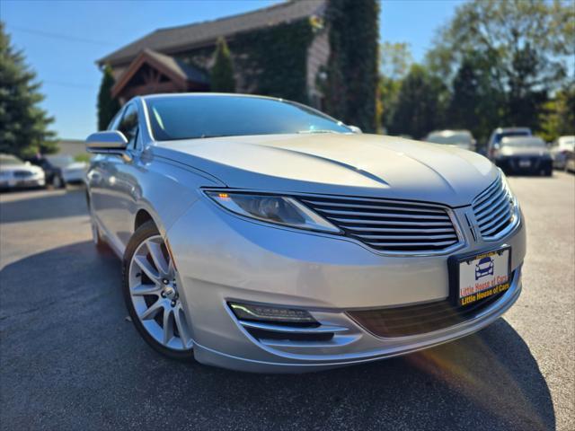 2014 lincoln mkz base
