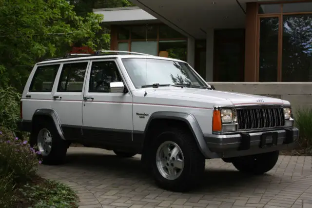 1991 jeep cherokee laredo 4-dr, 4.0l 4x4, 65,000 mi, superb & original!