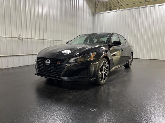 2024 nissan altima sr fwd