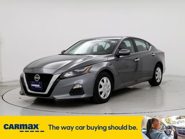 2022 nissan altima s