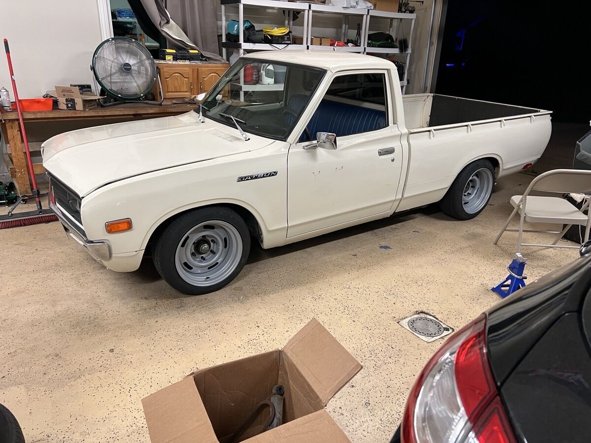 1977 datsun 620 white