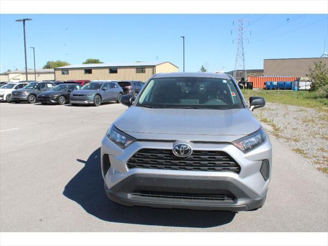 2022 toyota rav4 le